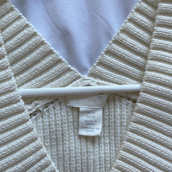 H&M Cream Sleeveless Long Sweater Vest - Picture 3 of 7